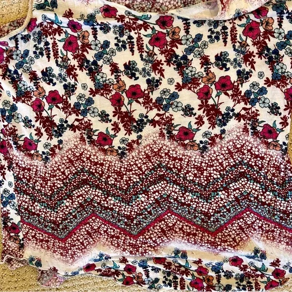 🏈 American Rag Racerback Tank Medium - Picture 4 of 7